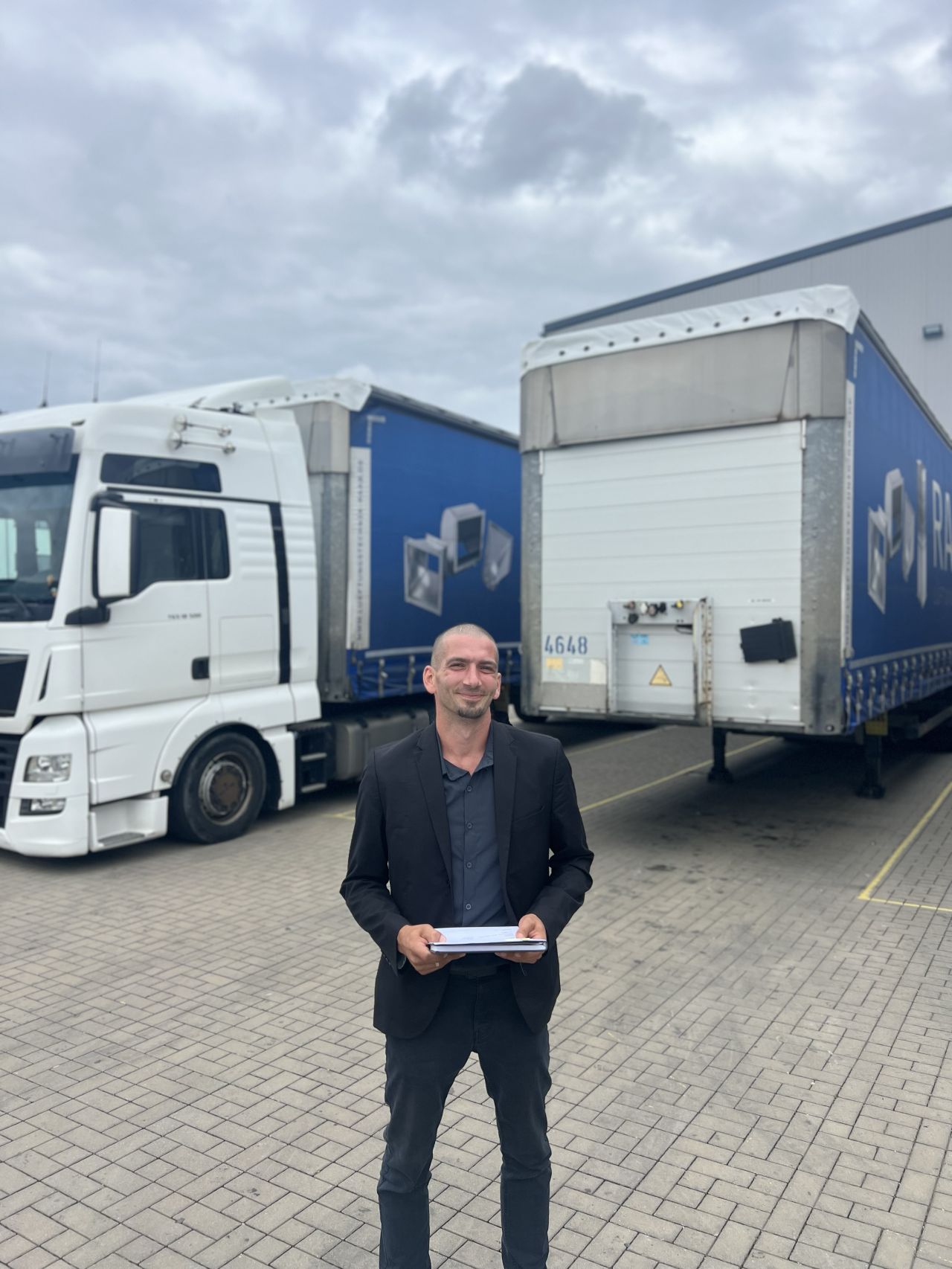 Mehr über den Artikel erfahren Neuzugang in der RAAB-Logistik: Willkommen, Simon
