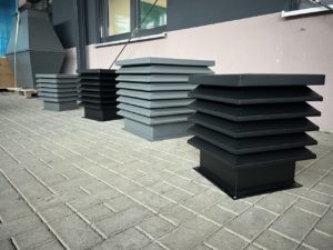 Mehr über den Artikel erfahren Lamellenhauben – kleine Bauteile, großer Effekt.